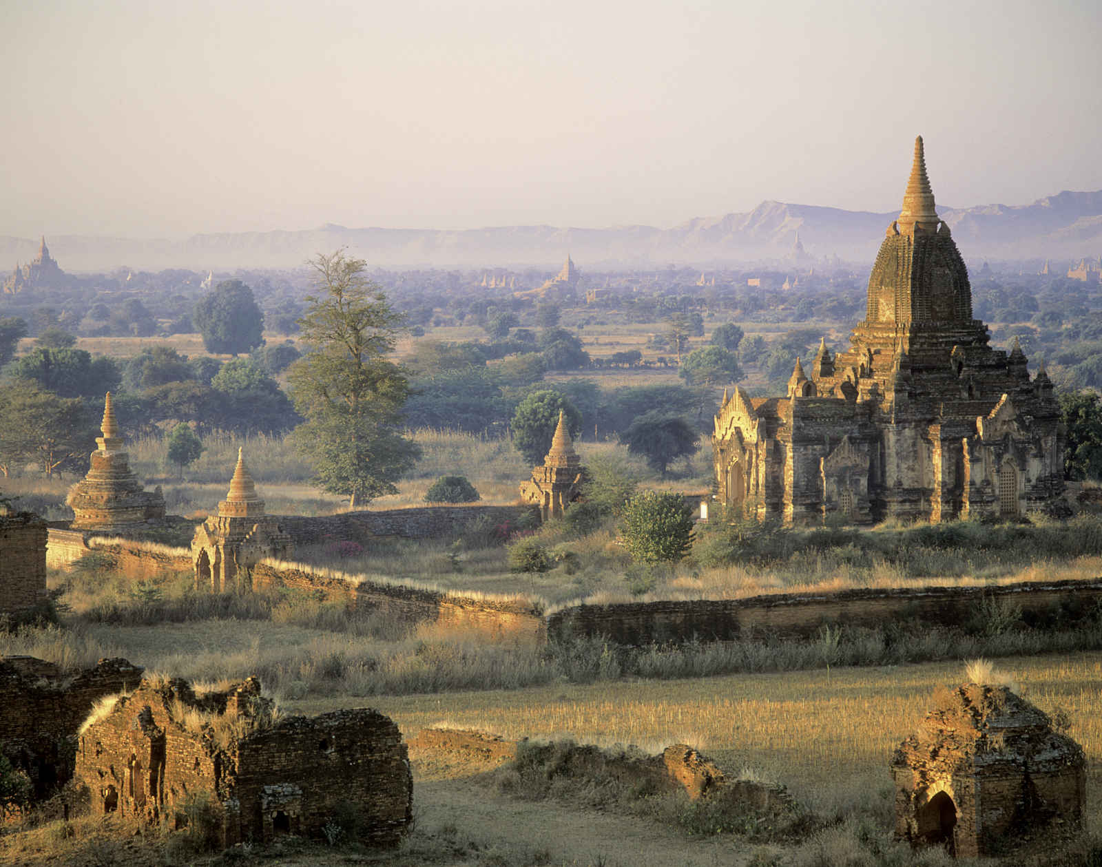 Greatest temples. Храмовый комплекс Багана Мьянма. Древние храмы Багана, Бирма (Мьянма). Древний город Паган Бирма. Древняя столица Баган, Мьянма.