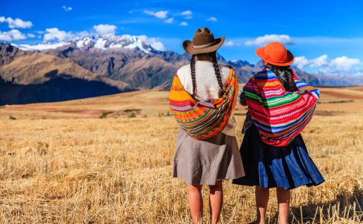 Femmes de dos, Vallée Sacrée, Pérou