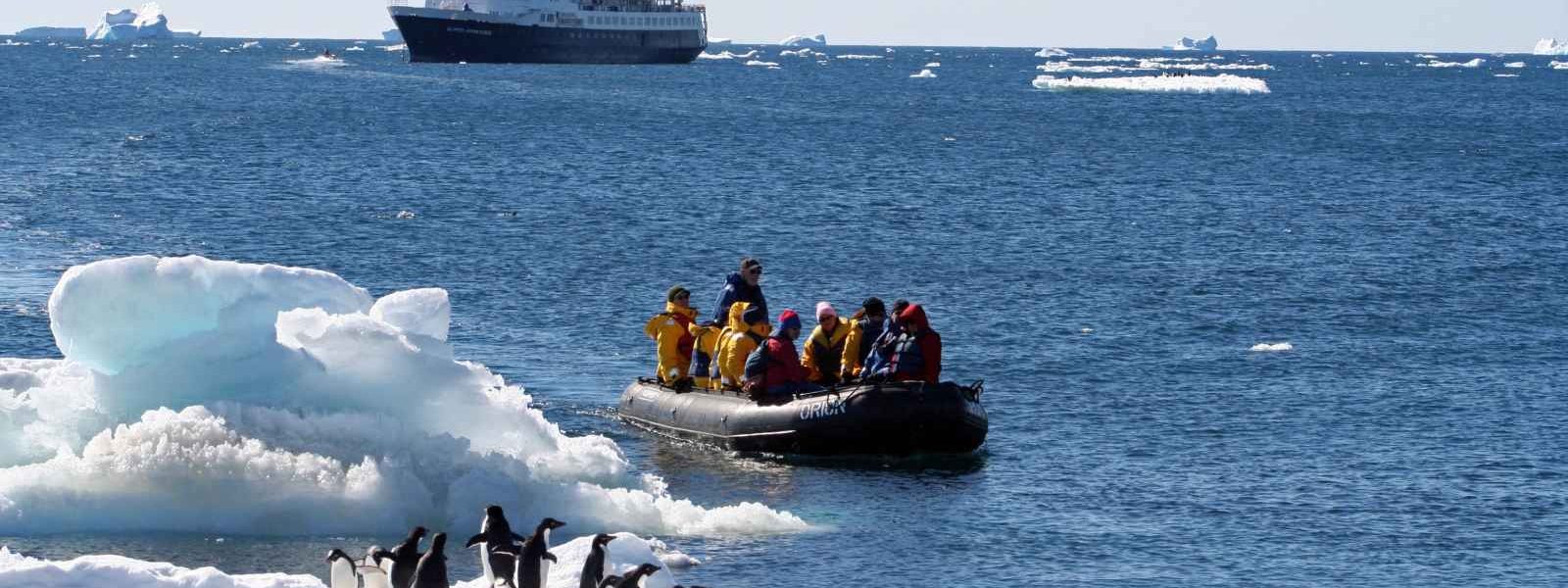 Sea Adventurer, départ en excursion, Antarctique