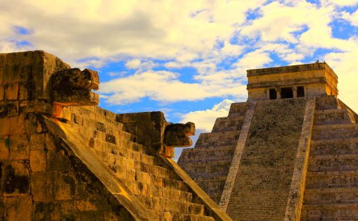 Pyramide maya Chichen Itza, Mexique