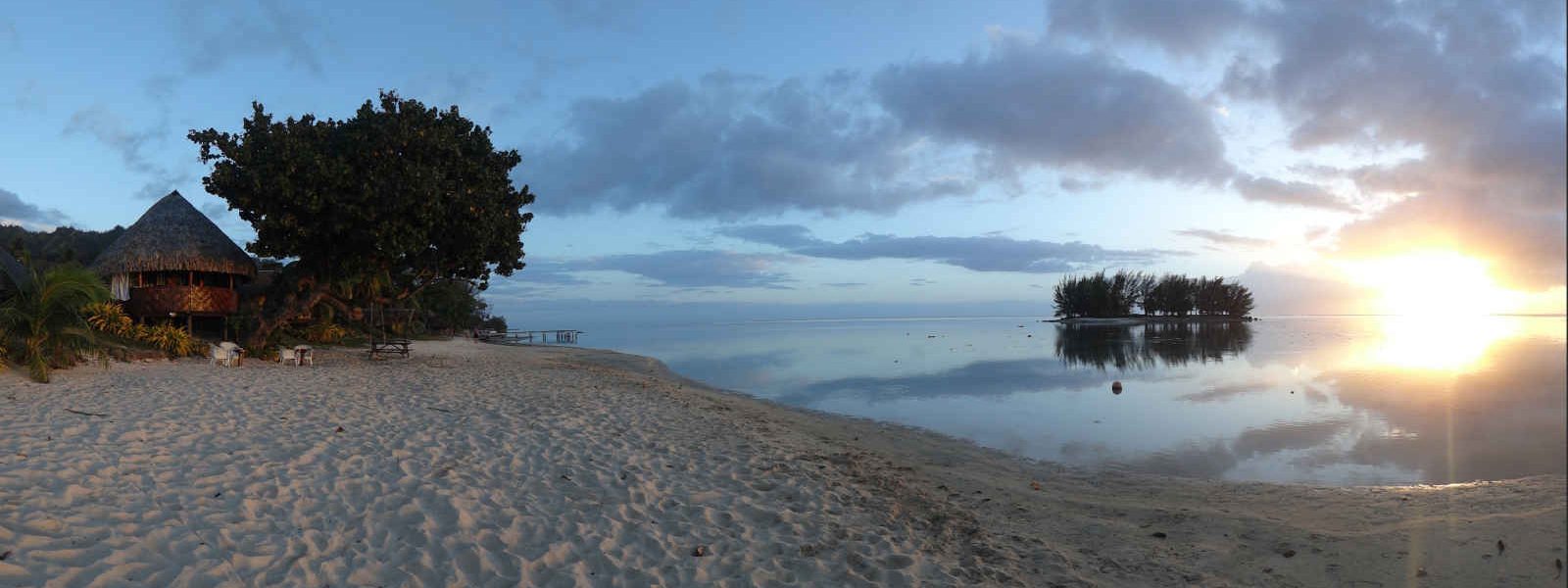 Plage, Hôtel Fare Miti, Moorea, Polynésie Française