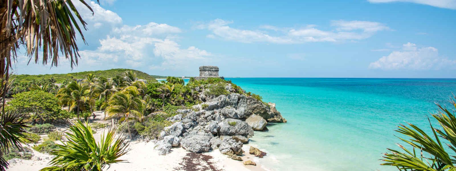 Temple El Castillo, dieu du vent, ruines Tulum, Mexique