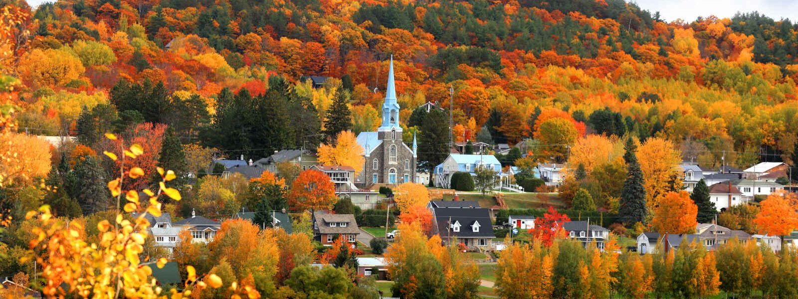 Rivière Saguenay (village de Grandes Piles), Québec, Canada