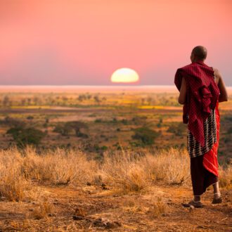 Guerrier Masai au coucher du soleil