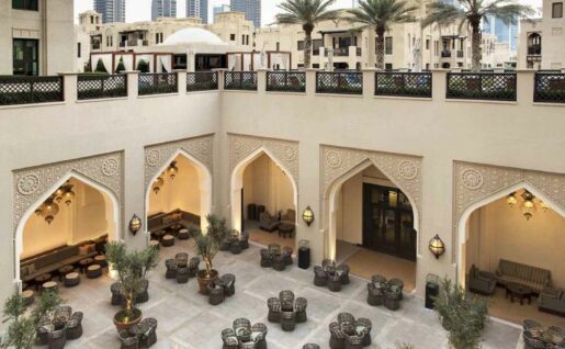 Dubaï, Manzil Downtown, restaurant