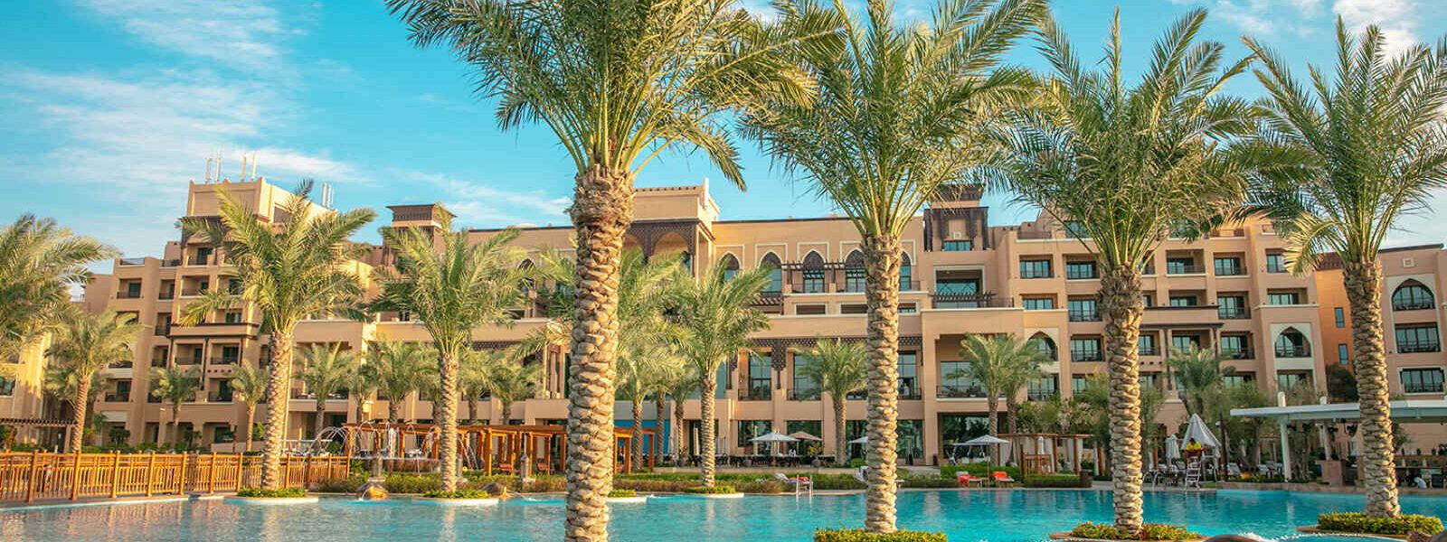 Abu Dhabi, Saadiyat Rotana Resort, Exterior SRRV
