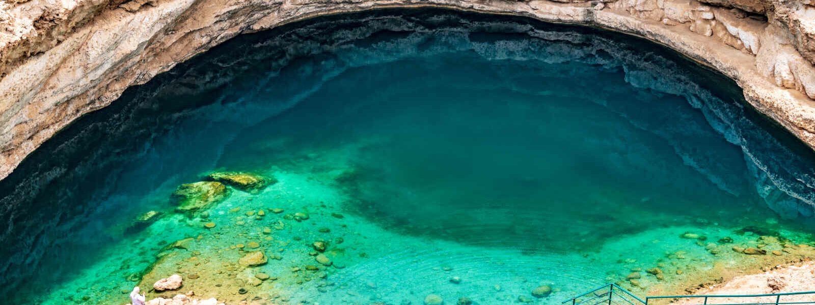 Bimah Sinkhole, Mascate, Oman