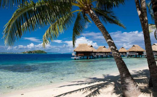 Plage et pilotis, Hôtel Maitai, Bora Bora, Polynésie Française
