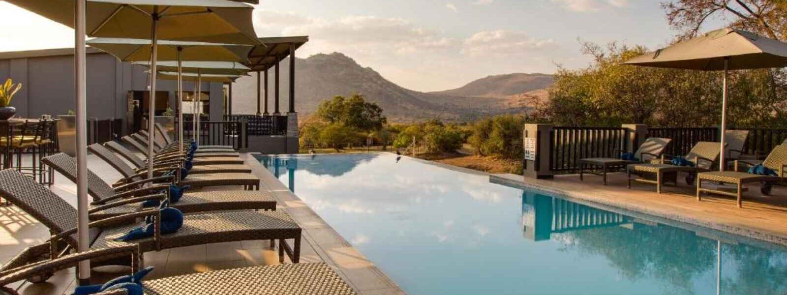 Piscine du Sheperd's Tree Game Lodge, Pilanesberg, Afrique du Sud