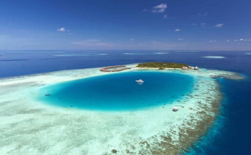Vue aérienne, Baros Maldives, atoll de Malé, Maldives