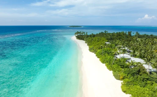 Plage de l'hôtel, Alila Kothaifaru Maldives, atoll de Raa, Maldives