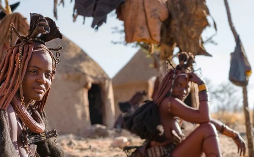Femmes de la tribu Himba, Kamanjab, Namibie