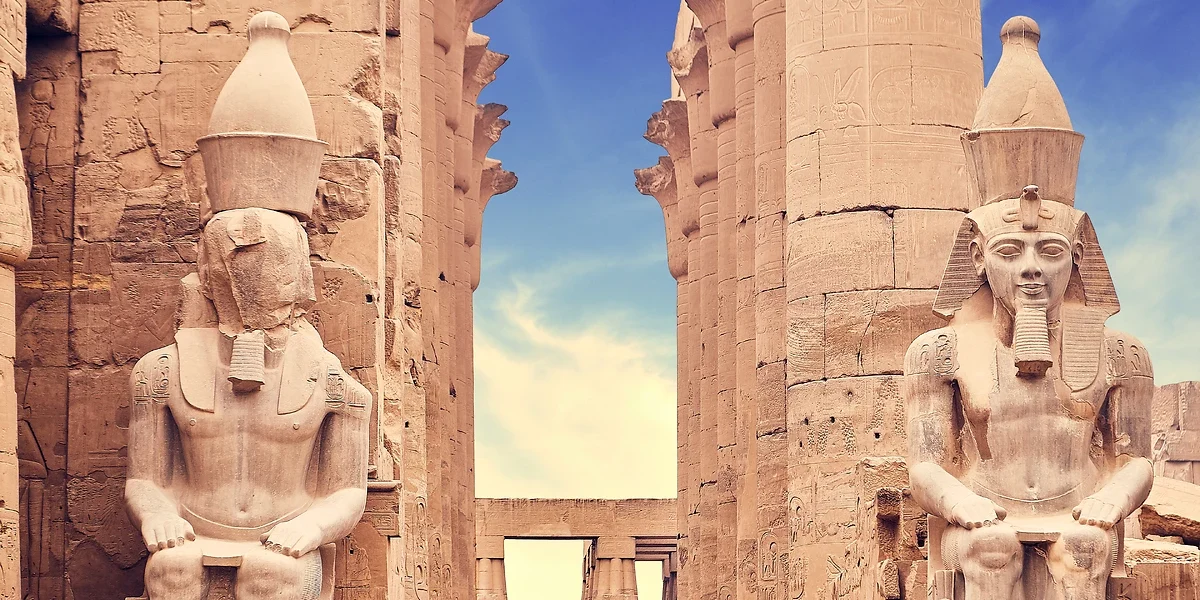 Statue de Ramses II, Temple d'Amon Re, Louxor, Egypte