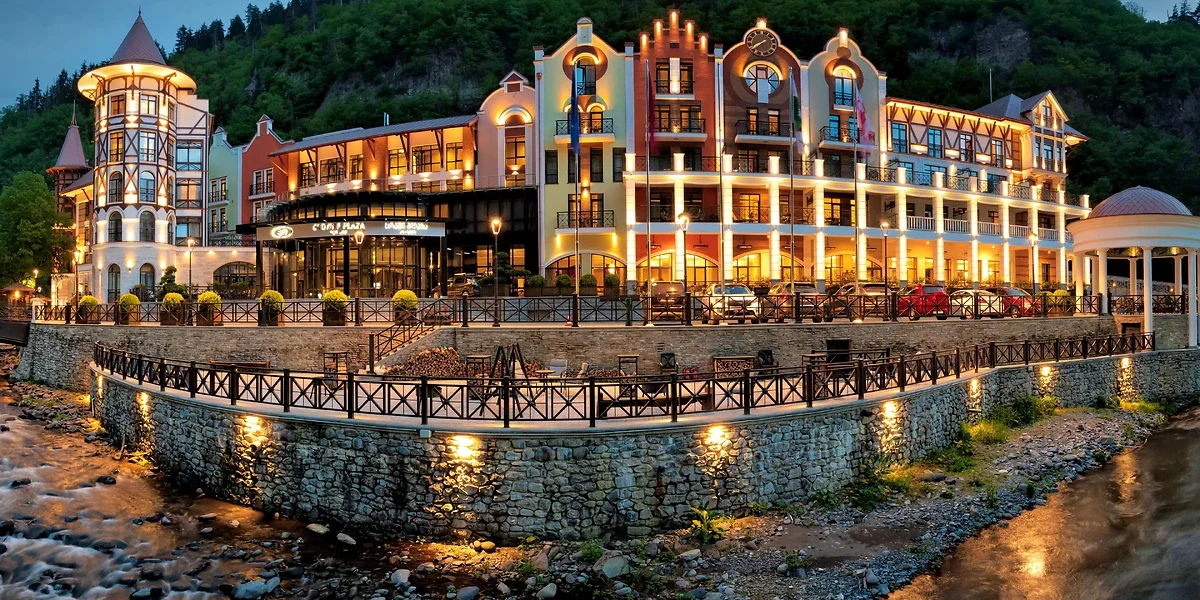 Crown Plaza, Borjormi, Géorgie