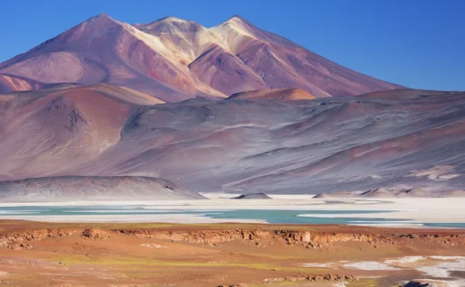 Salar de Talar et volcans, Désert d'Atacama, Chili