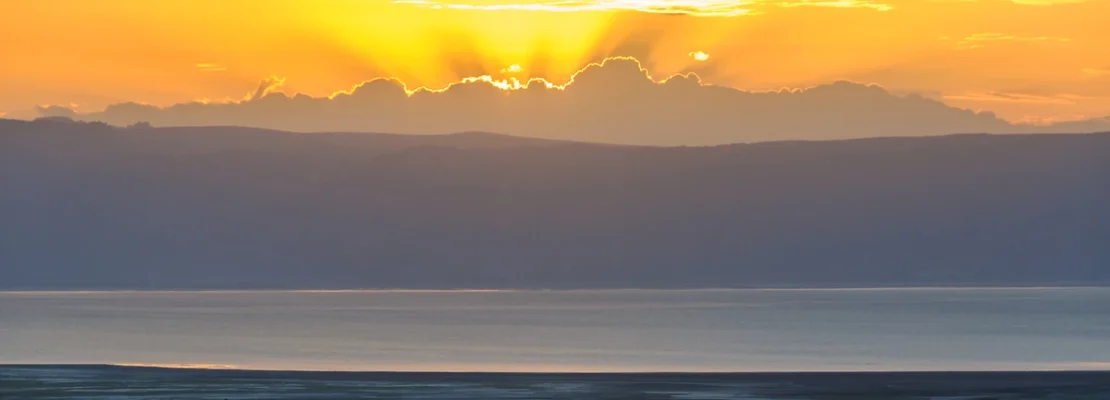Coucher de soleil sur le lac Eyasi, Tanzanie