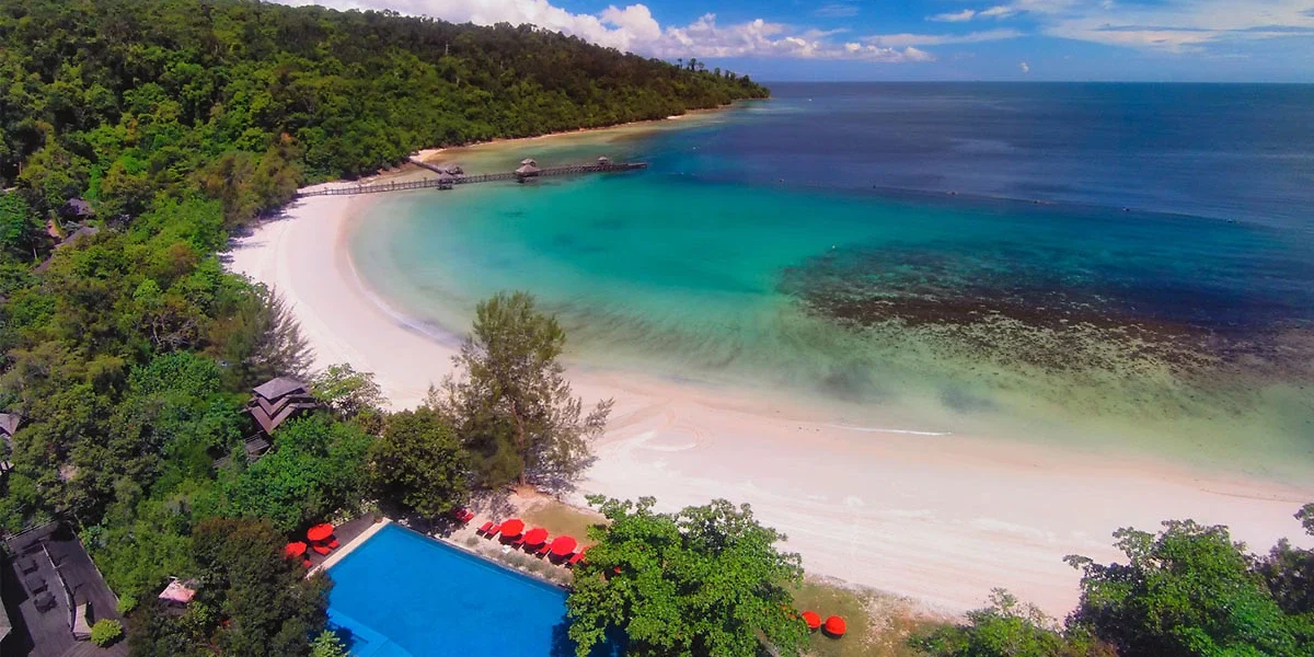 Vue aérienne du complexe hôtelier, Bungaraya Island Resort, Malaisie