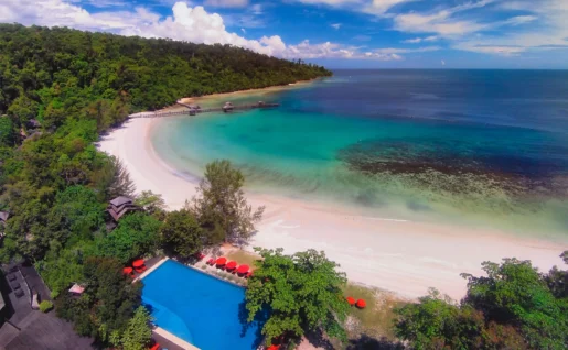 Vue aérienne du complexe hôtelier, Bungaraya Island Resort, Malaisie