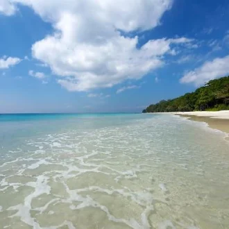 Barefoot at Havelock, mer turquoise, Havelock, Iles Andaman, Inde