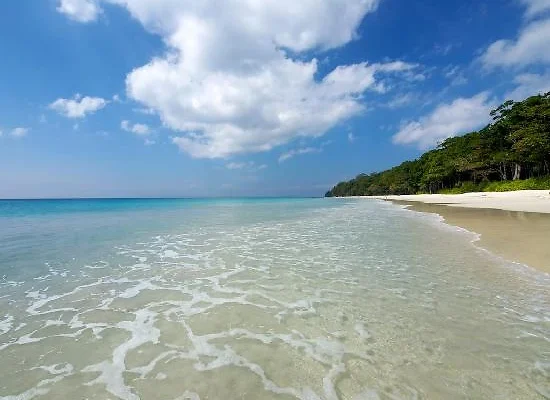 Barefoot at Havelock, mer turquoise, Havelock, Iles Andaman, Inde