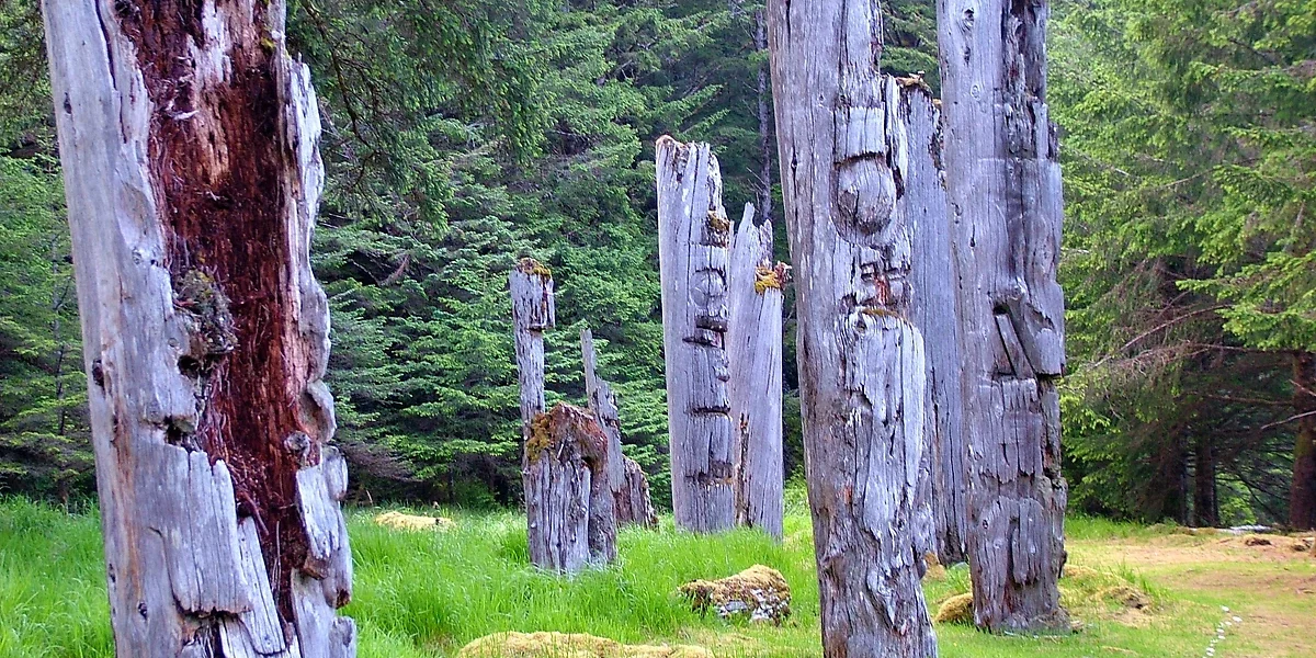 Totem, Iles Haida Gwaii, Colombie Britannique, Canada