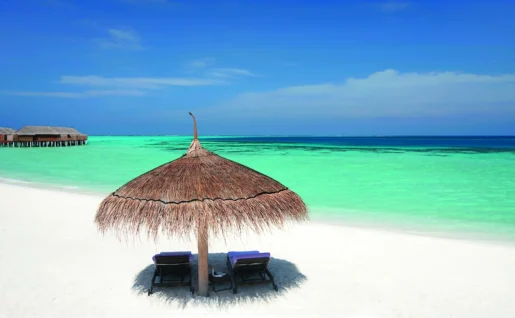 Constance Moofushi, atoll d'Ari, Maldives