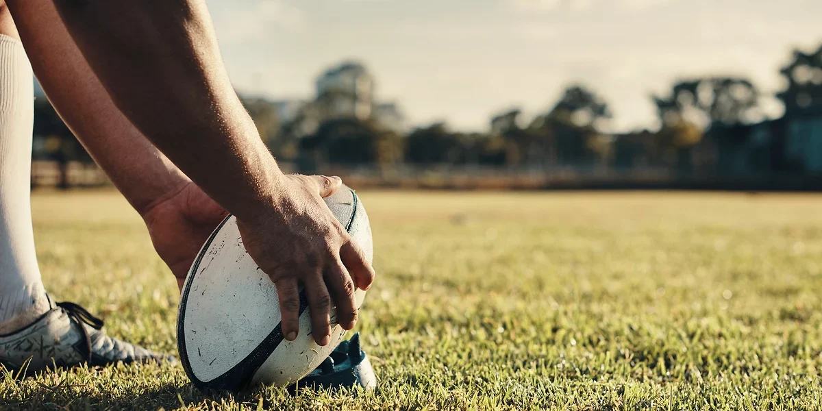 Ballon de rugby sur un terrain en Australie