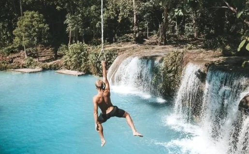 Chutes de Cambugahay, Siquijor, Philippines