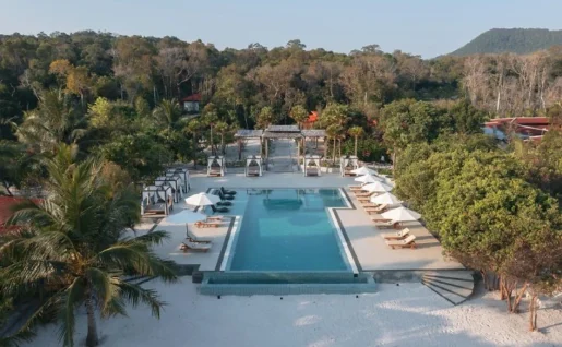 Piscine, La Passion by Achariyak, Koh Rong, Cambodge