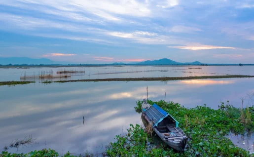 Coucher de soleil en saison flottante, Viêtnam