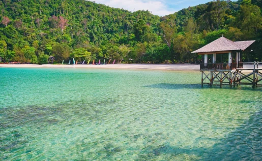 Vue sur la plage, Bungaraya Island Resort, Kota Kinabalu, Malaisie