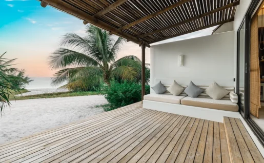 The Royal Sands, beachfront villa, Koh Rong, Cambodge