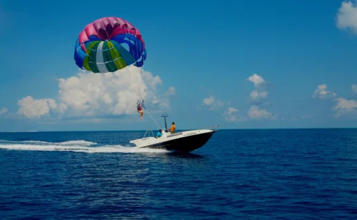 Parasailing, Kuredu Island Resort & Spa, Maldives
