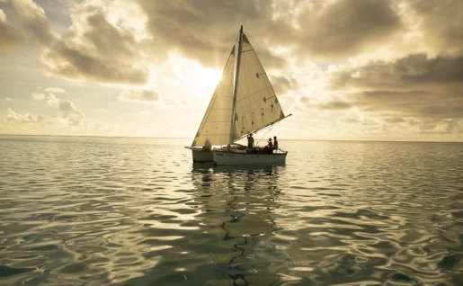 Moorea, Vaapiti, pirogue à voile