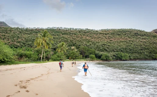 Plage de sable blanc, Nuku Hiva