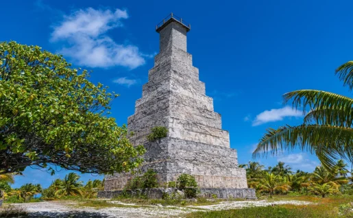 fakarava, ancien phare de topaka, topaka anceint lighthouse
