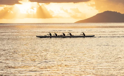 Pirogue à Tahiti