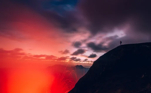 Eruption au mont Yasur