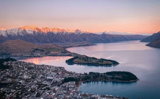 Queenstown au crépuscule