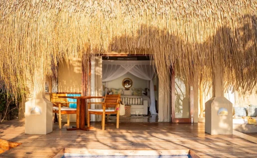 Azura Benguerra Loge, beach villa