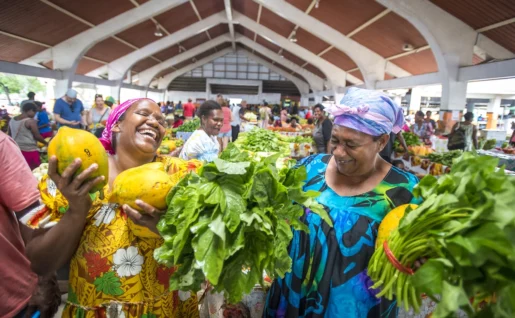 Femmes au marché de Port Vila